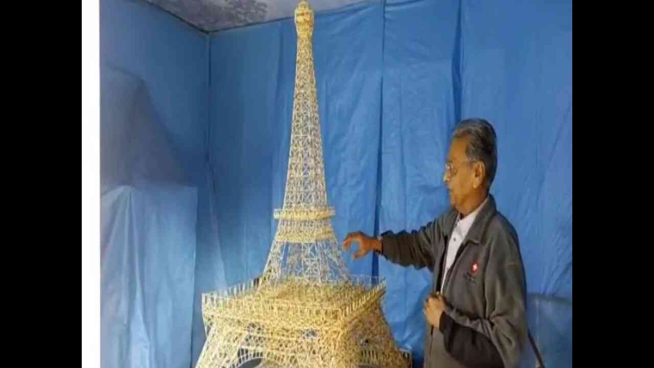 मिलिए सुरेंद्र जैन से जिन्होंने 50 साल तक अपनी कला को निखारने के बाद 75,000 माचिस की तीलियों से एफिल टॉवर की प्रतिकृति बनाई