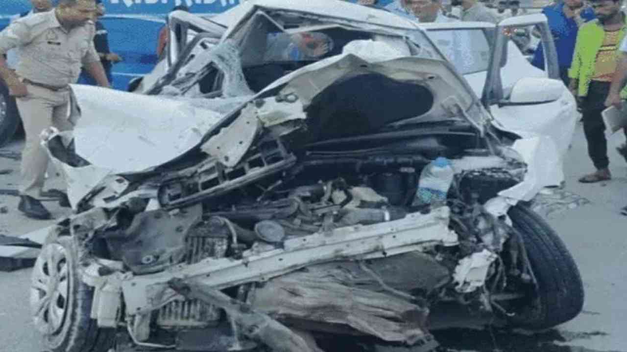 दर्दनाक: हादसे का शिकार हुई कार में फंसे लोगों की मदद के लिए गए 3 युवकों को बस ने रौंदा, महिला समेत 4 की मौत