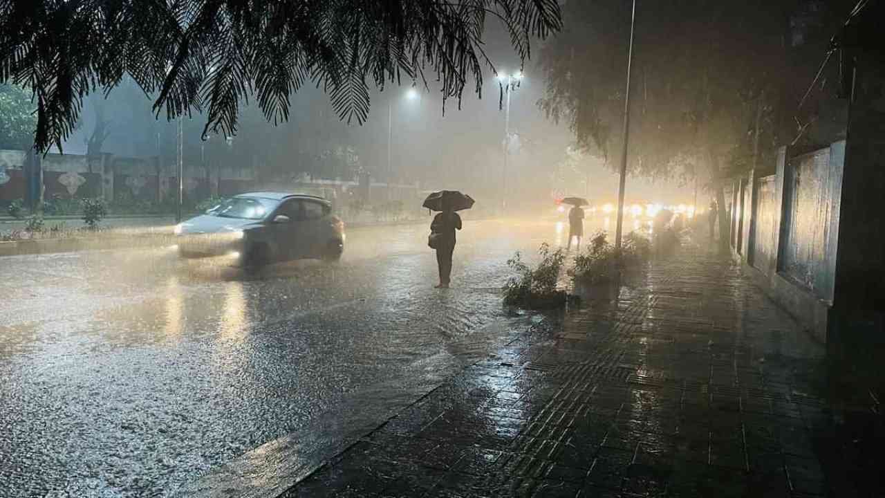 यूपी में फिर लौटेगा मानसून! मौसम विभाग ने जारी किया अलर्ट, आगामी दो दिन हो सकती है भारी बारिश