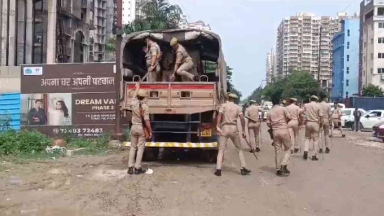 ग्रेटर नोएडा: निर्माणाधीन सोसाइटी की लिफ्ट गिरी, 4 मजदूरों की मौत